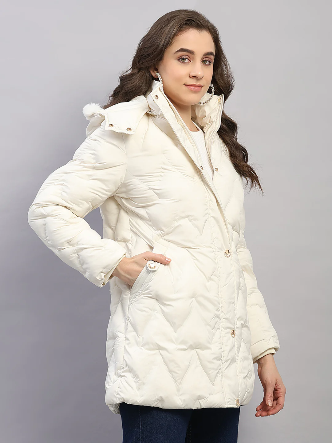 Women Off White Solid Hooded Full Sleeve Jacket - Image 4