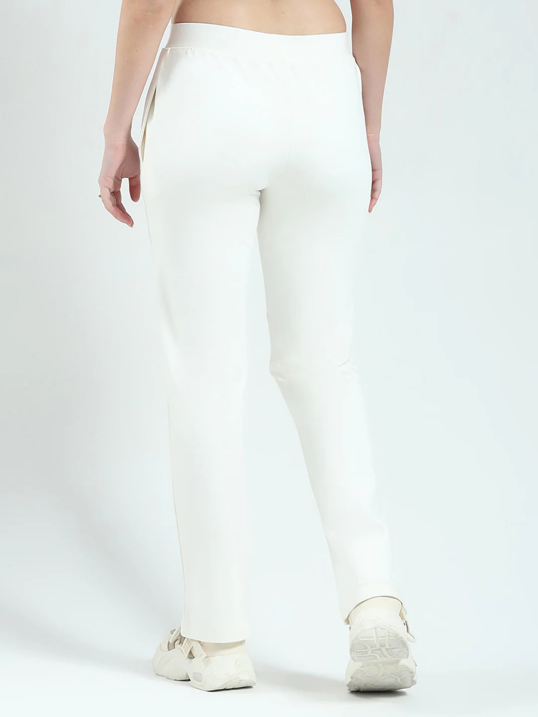 Women Off White Solid Regular Fit Lower - Image 5