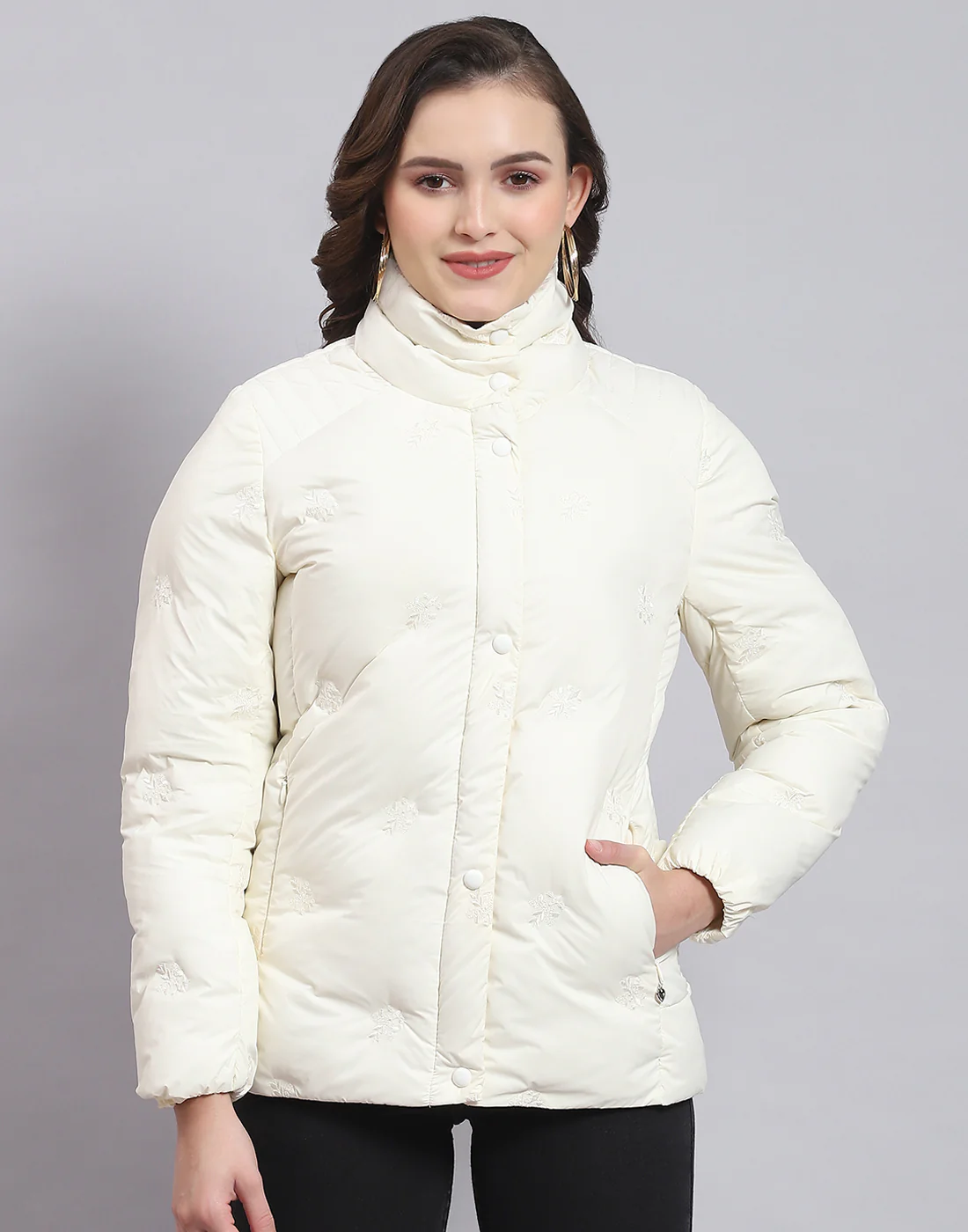 Women Off White Solid Stand Collar Full Sleeve Jacket - Image 4