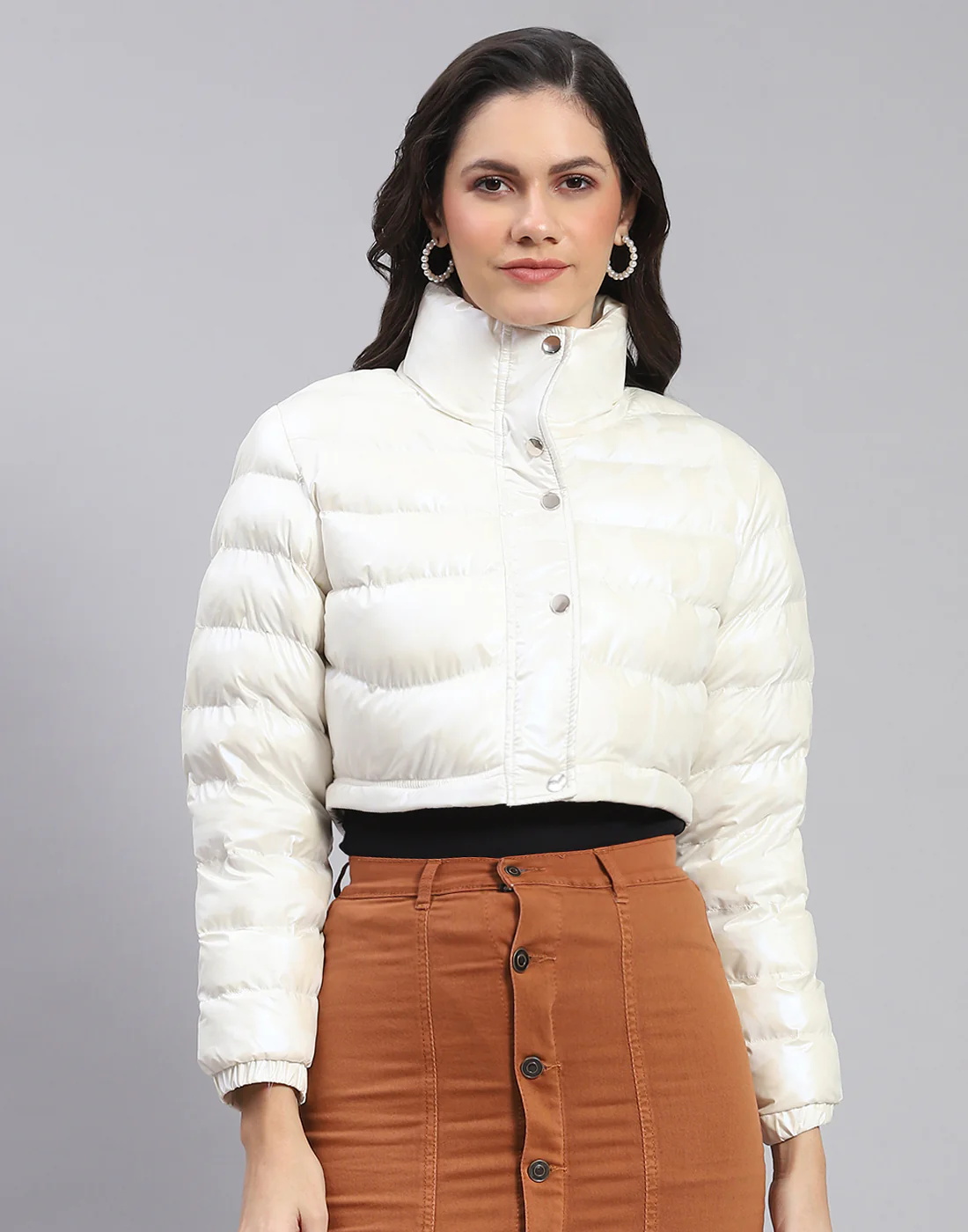 Women Off White Solid Stand Collar Full Sleeve Jacket - Image 2