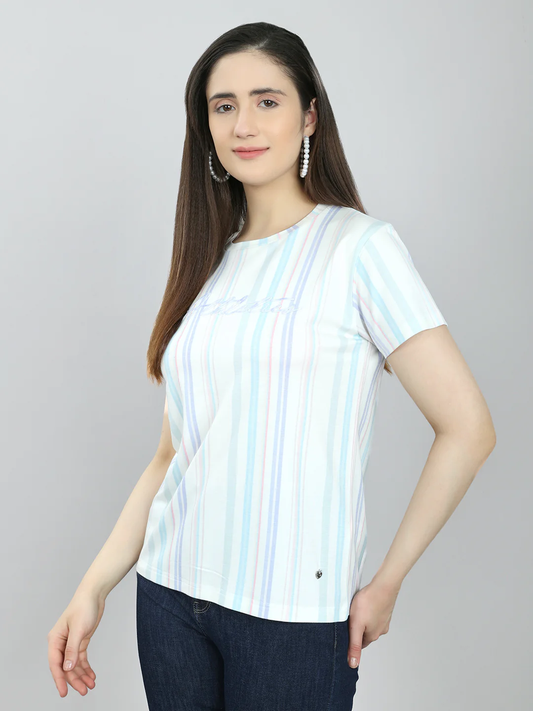 Women Off White Stripe Round Neck Half Sleeve Top - Image 2