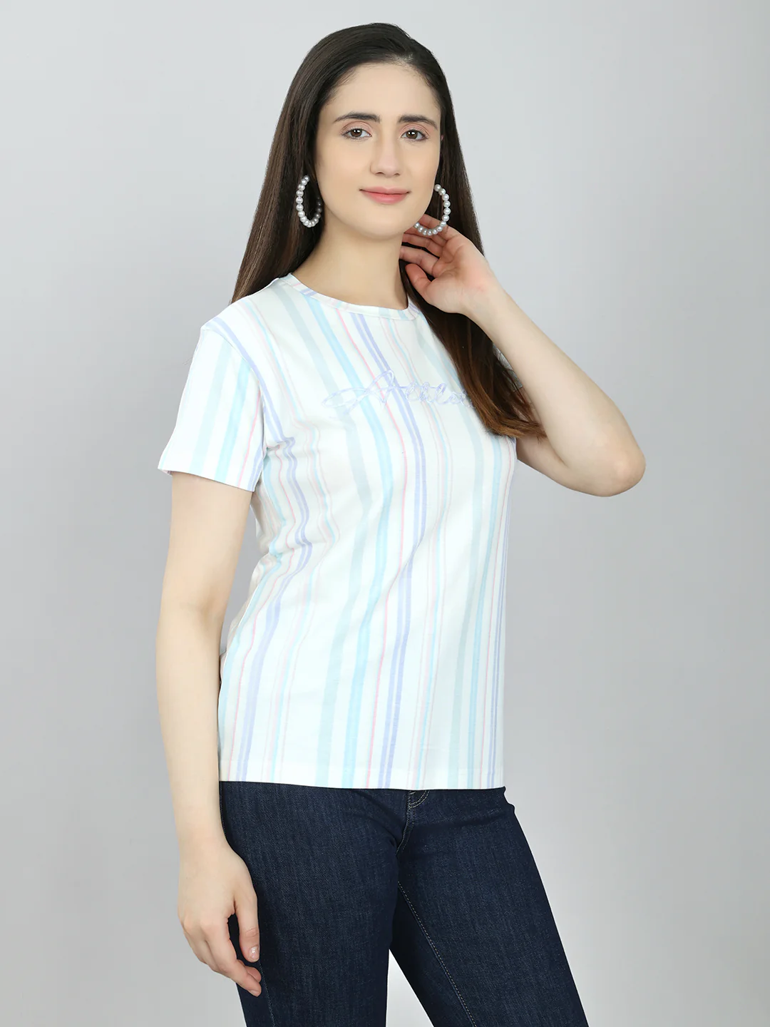 Women Off White Stripe Round Neck Half Sleeve Top - Image 3