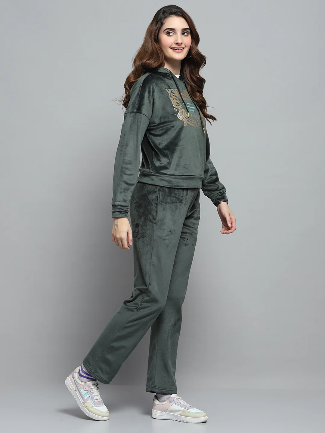 Women Olive Printed Hooded Full Sleeve Cords Set - Image 4