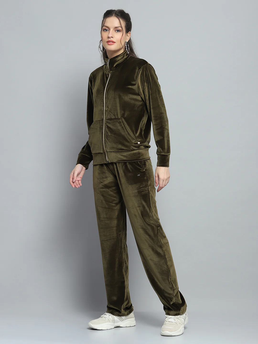 Women Olive Printed Mock Neck Full Sleeve Cords Set - Image 3