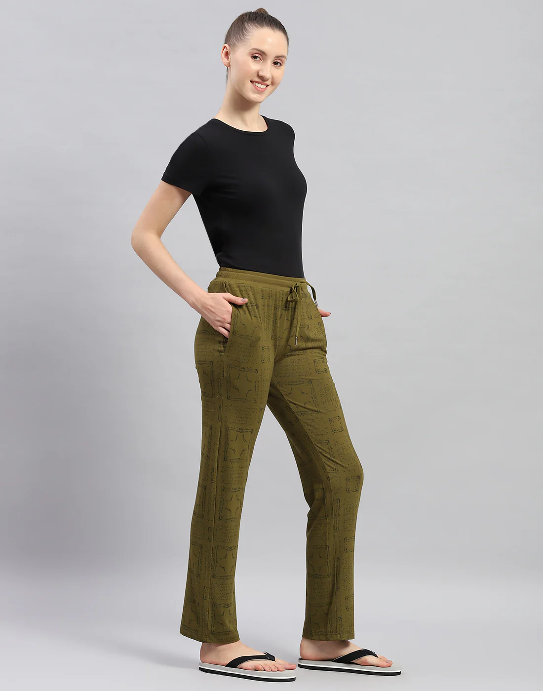 Women Olive Printed Regular Fit Lower - Image 2
