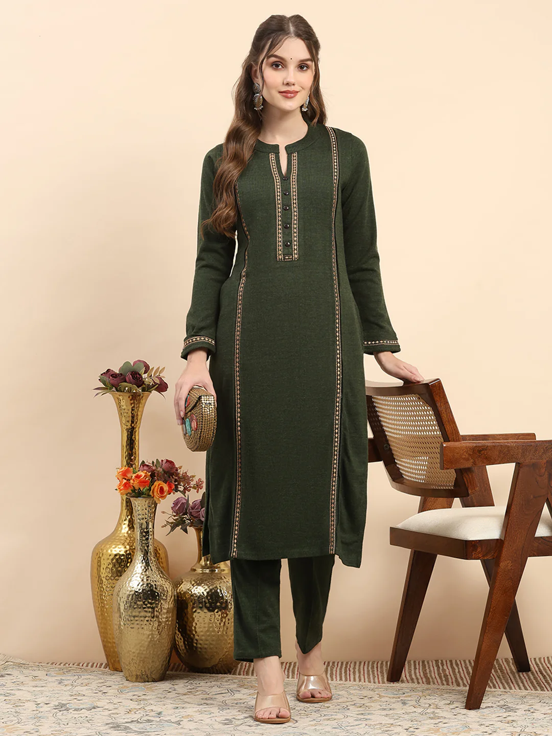 Women Olive Printed Round Neck Full Sleeve Kurti Set for Winter - Image 2
