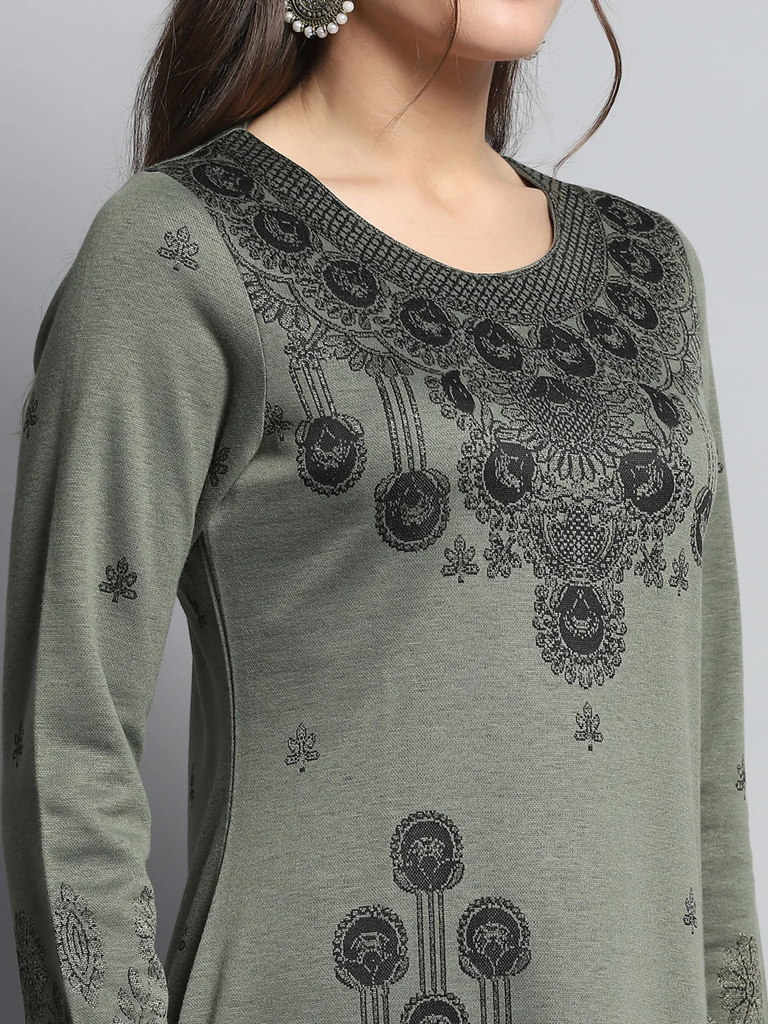 Women Olive Self Design Round Neck Full Sleeve Kurti Set for Winter - Image 6