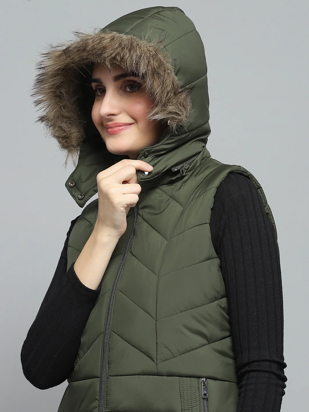 Women Olive Solid Detachable Hood Sleeveless Jacket - Image 6