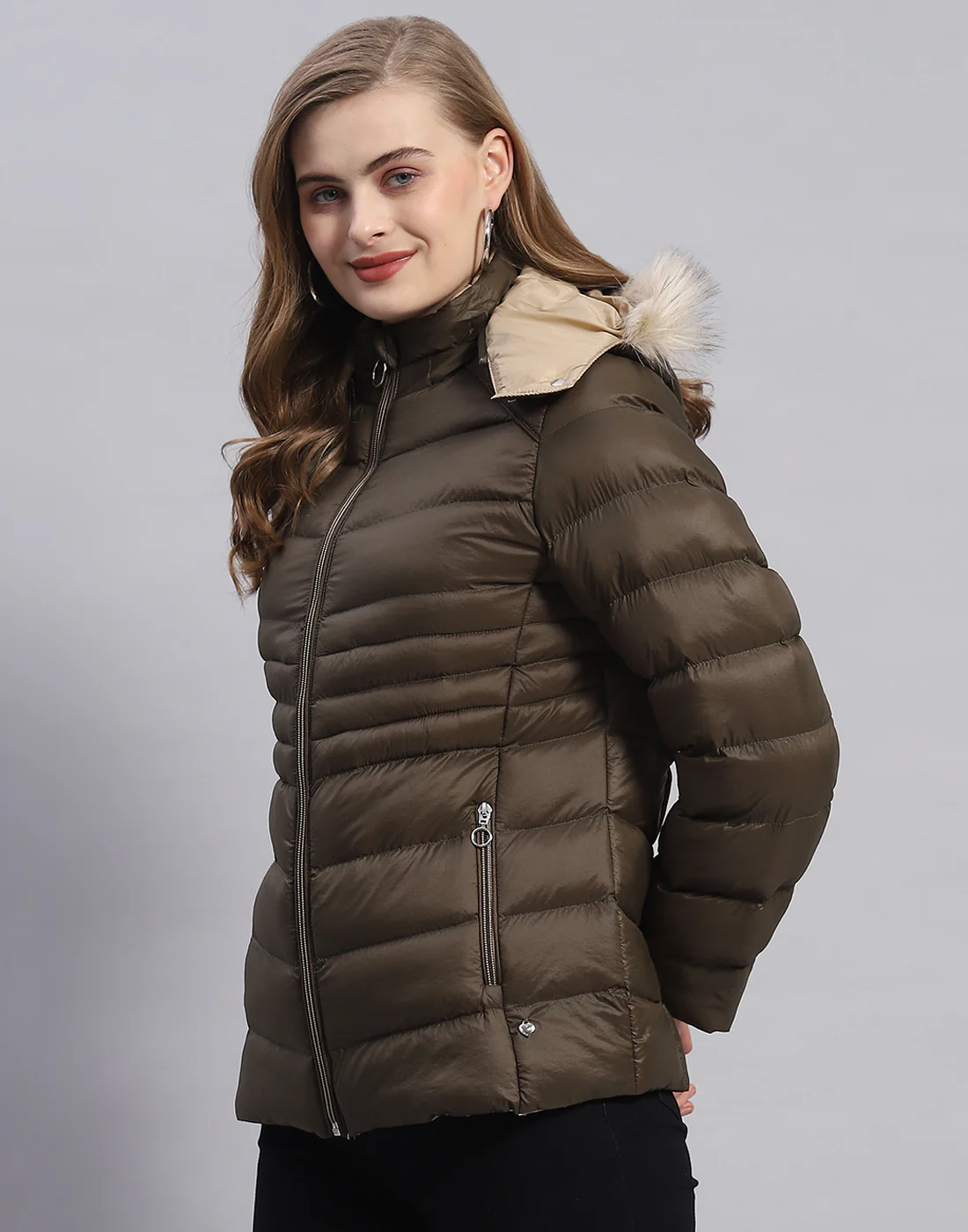 Women Olive Solid Hooded Full Sleeve Jacket - Image 3