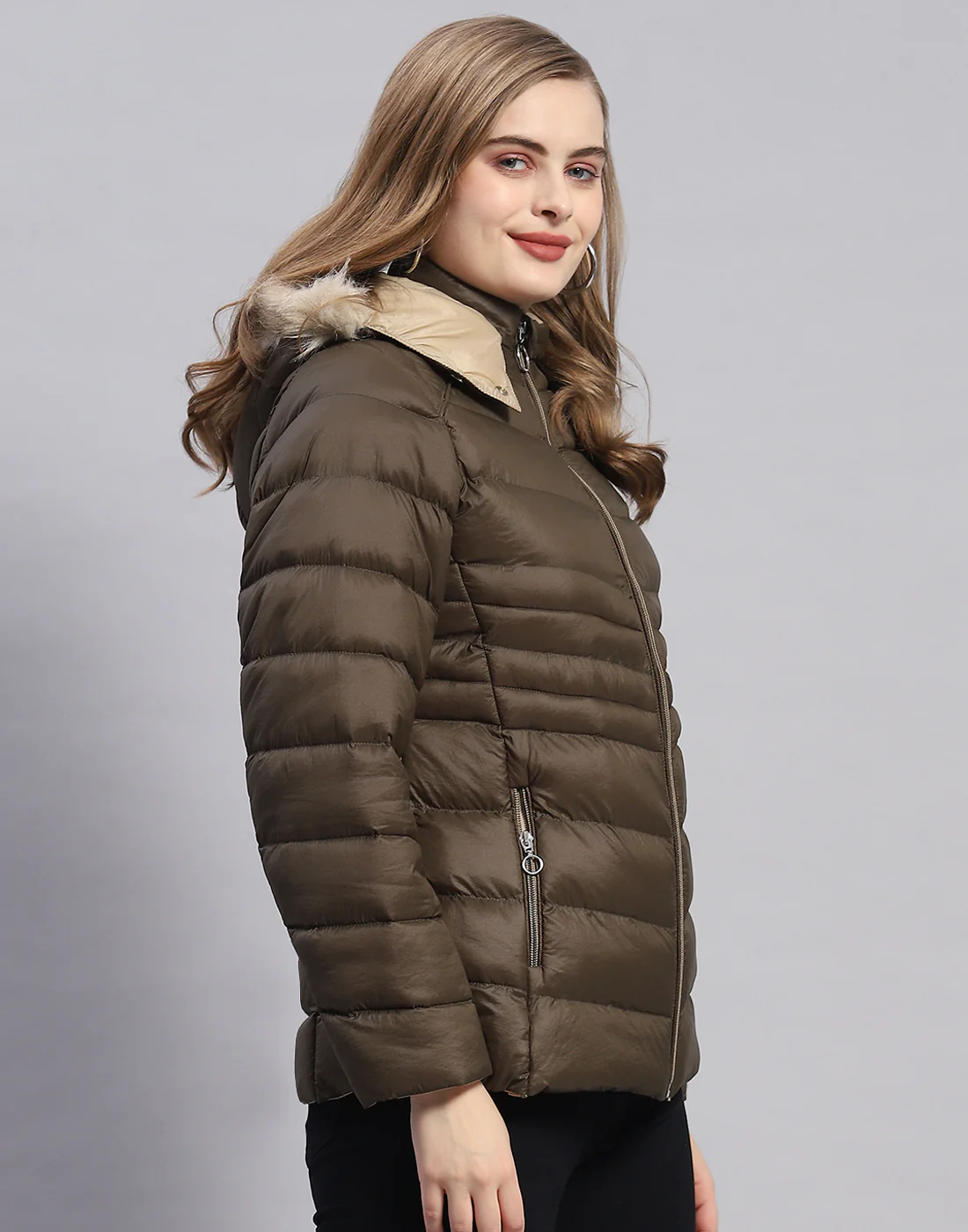 Women Olive Solid Hooded Full Sleeve Jacket - Image 4