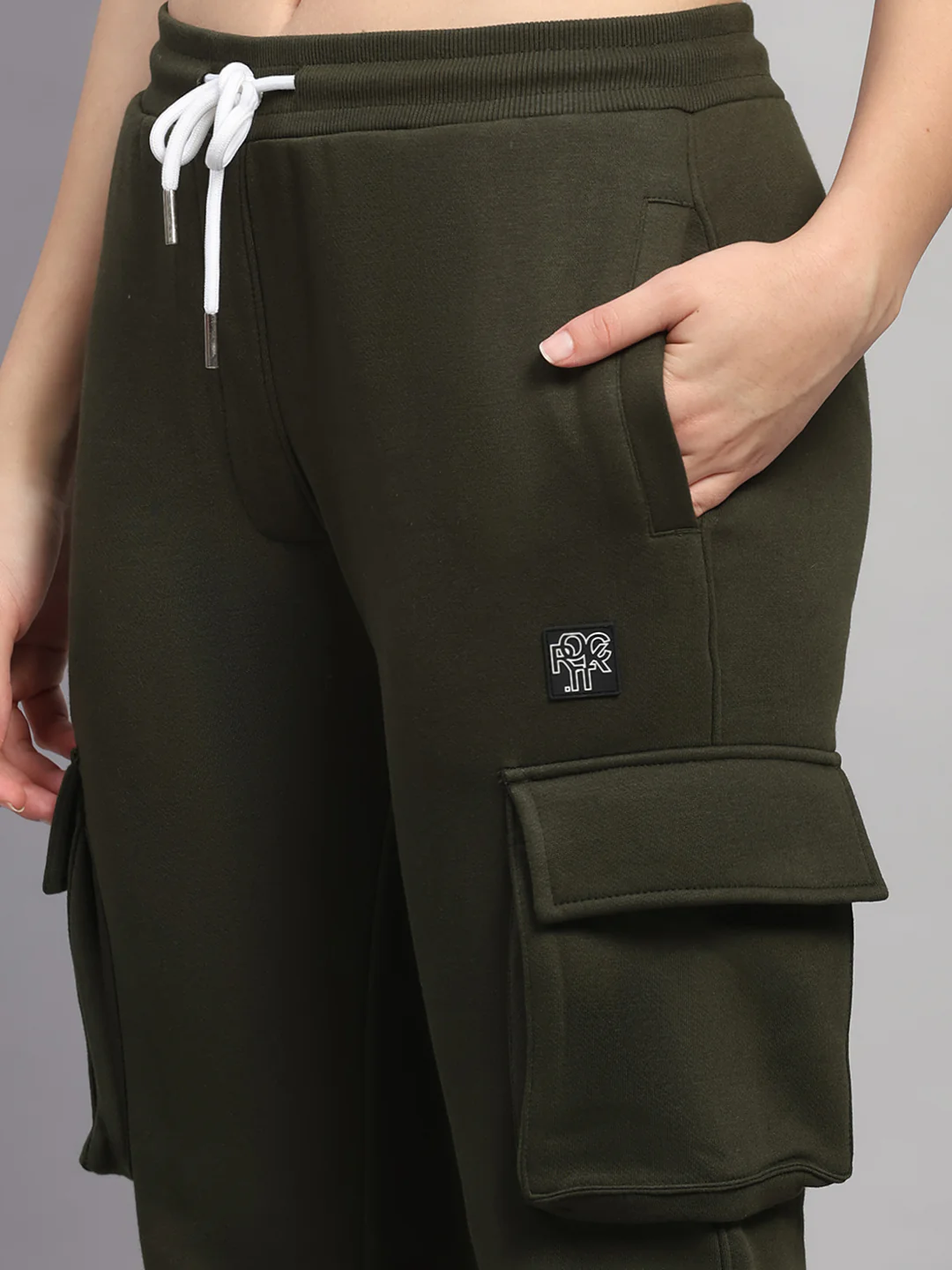 Rock.it Women Olive Solid Hooded Full Sleeve Winter Tracksuit - Image 8