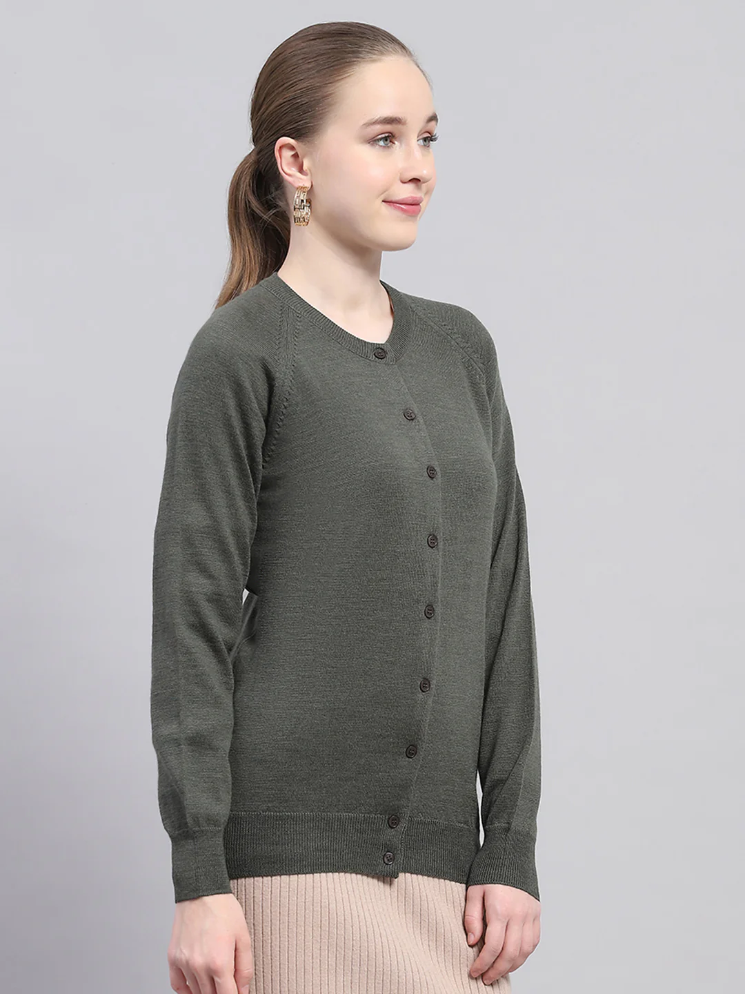 Women Olive Solid Round Neck Full Sleeve Cardigan - Image 4