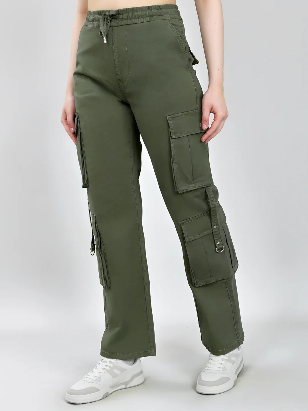 Women Olive Solid Straight Fit Cargo - Image 2