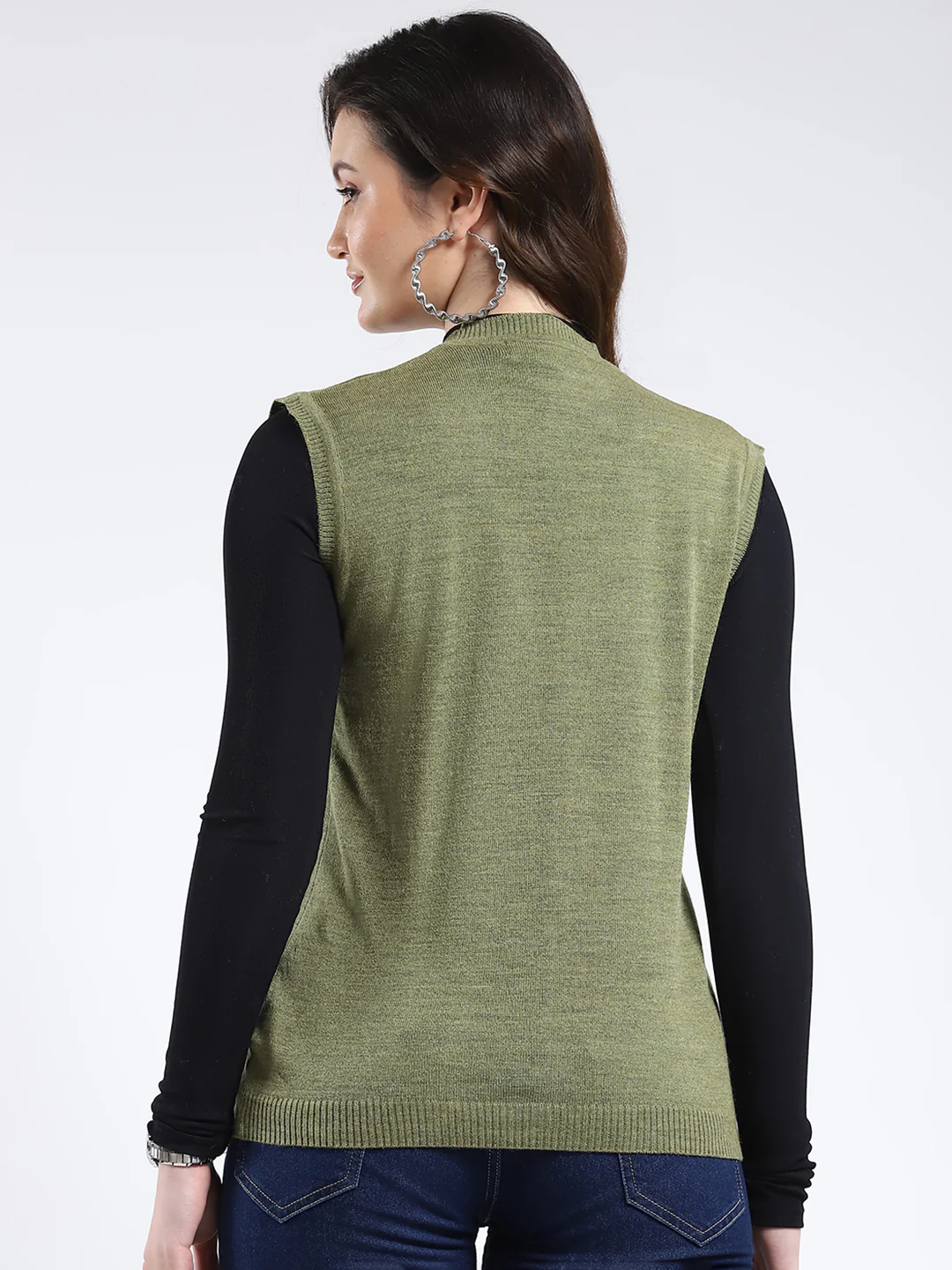 Women Olive Solid V Neck Sleeveless Cardigan - Image 5