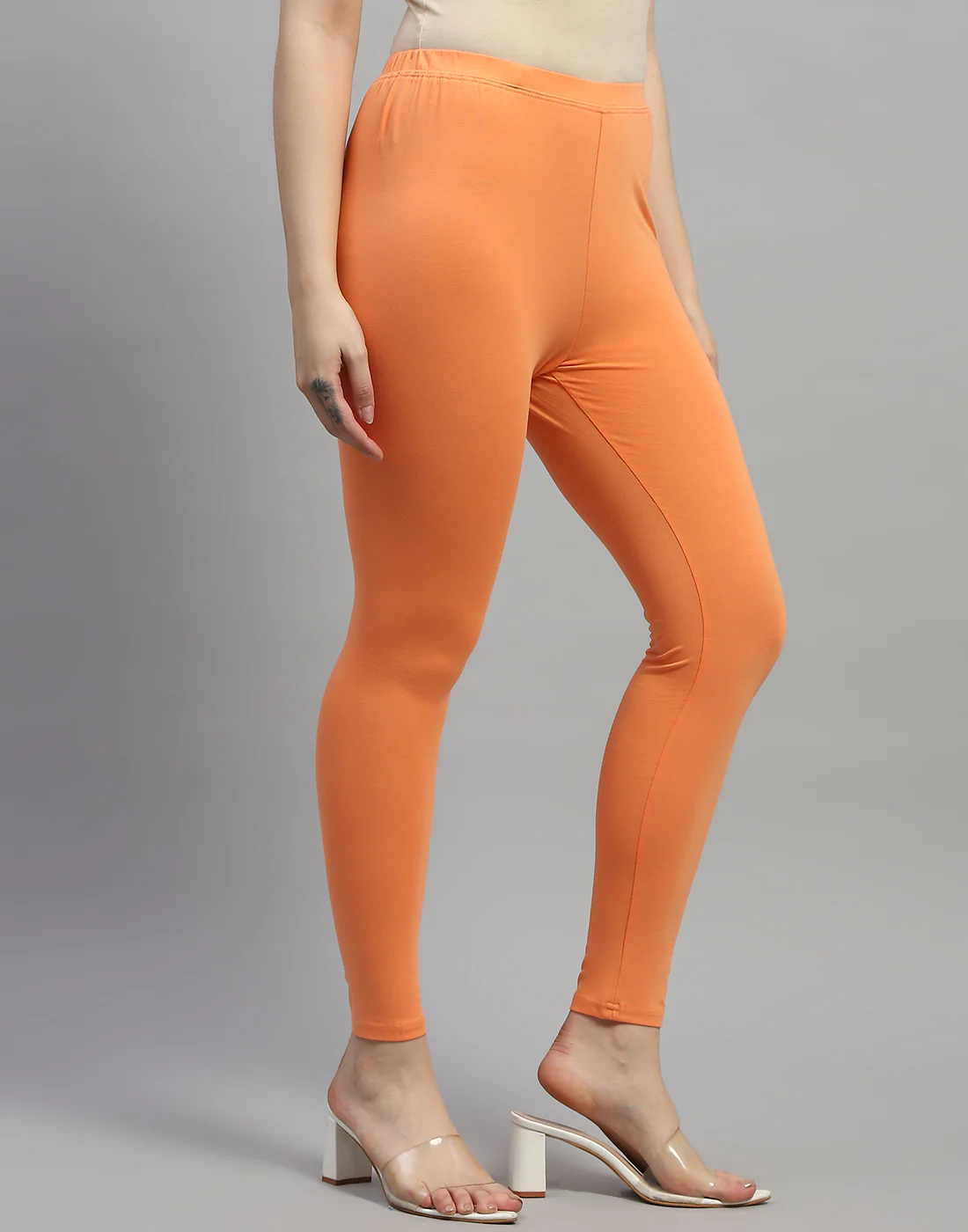 Women Orange Solid Regular Fit Legging - Image 5