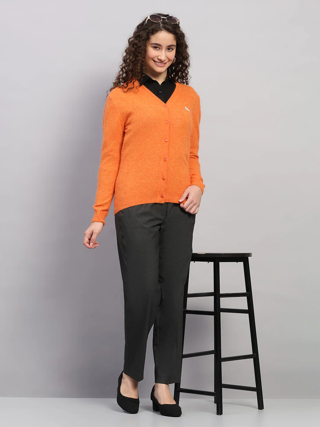 Women Orange Solid V Neck Full Sleeve Cardigan - Image 2