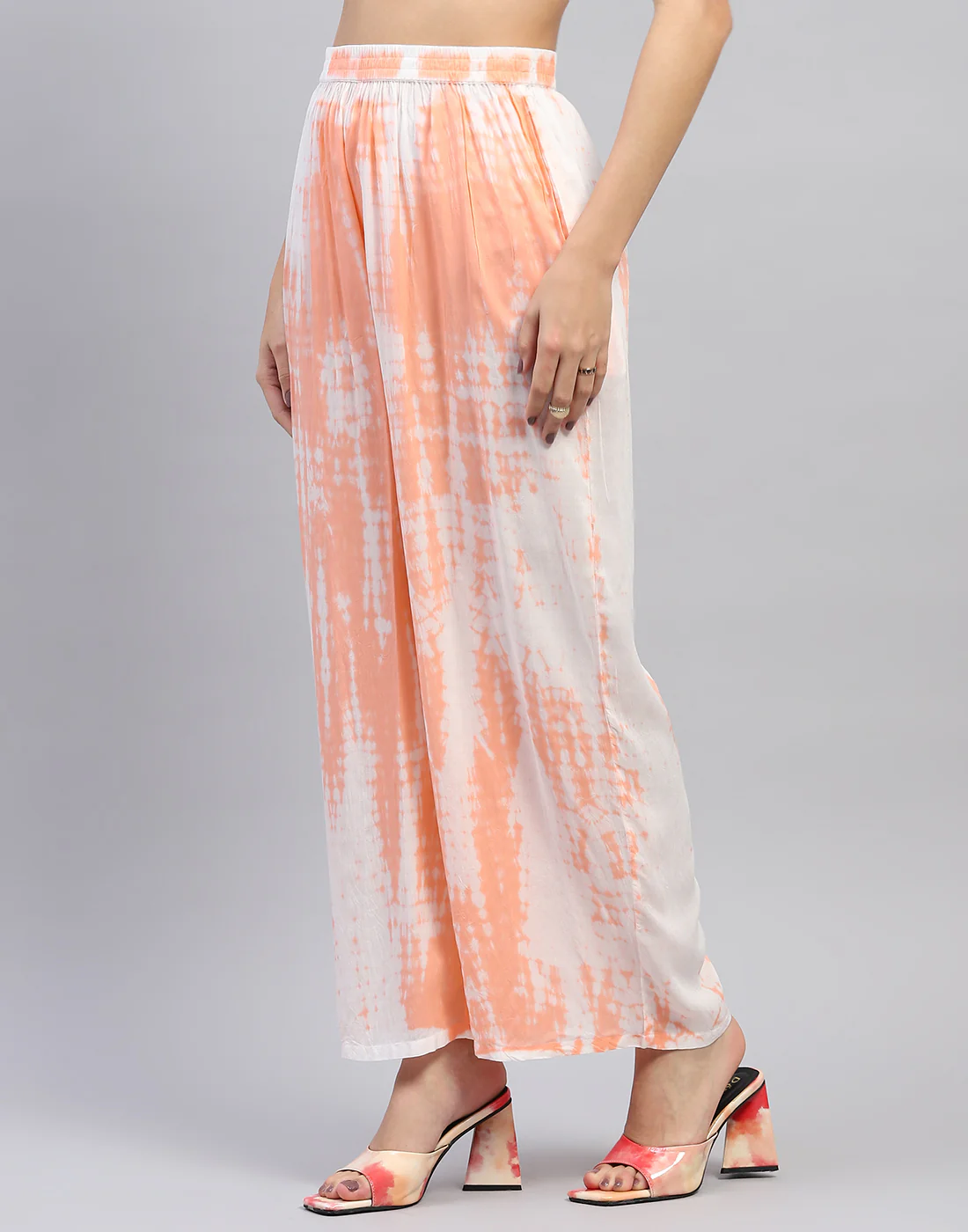 Women Peach Embroidered Mandarin collar 3/4 Sleeve Cords Set - Image 7