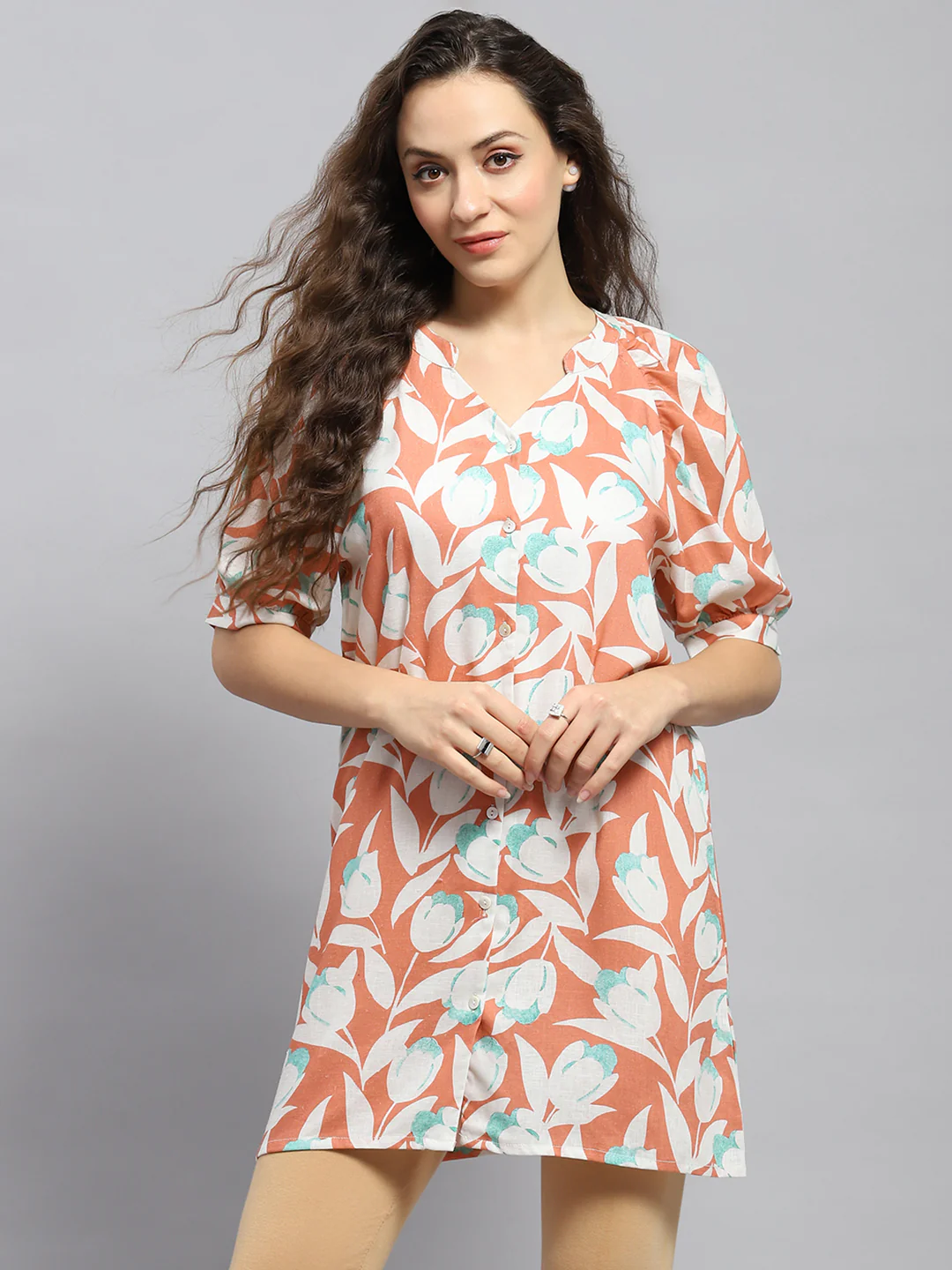 Women Peach Printed Mandarin Collar 3/4 Sleeve Tunic - Image 2