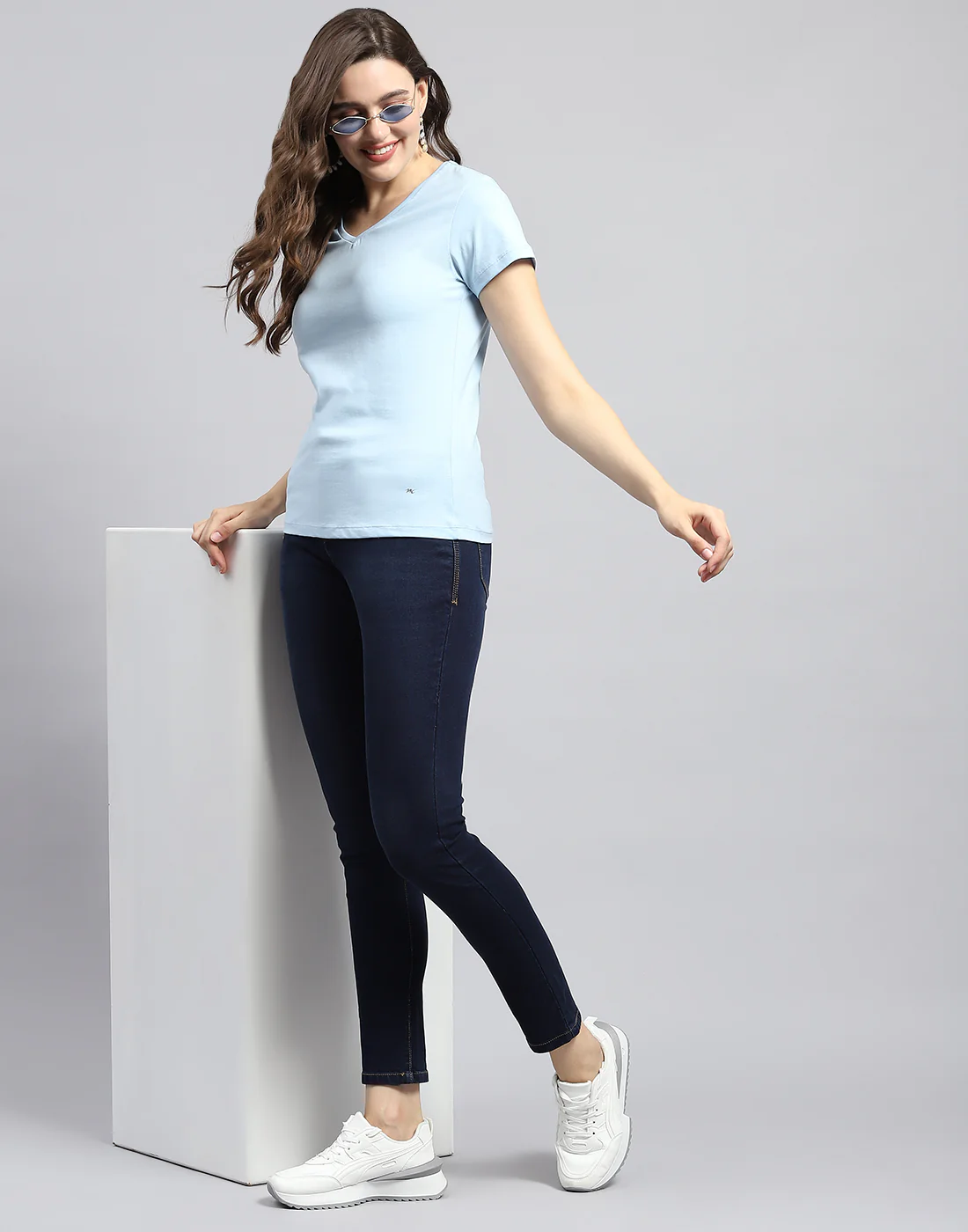 Women Pink & Blue Solid V Neck Half Sleeve Top (Pack of 2) - Image 2