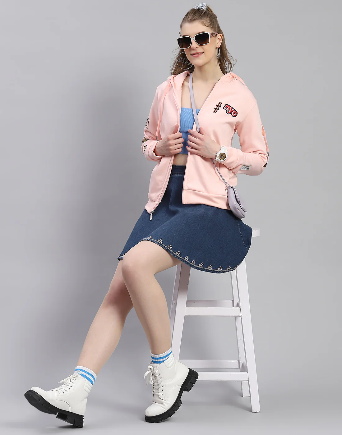 Women Pink Embroidered Hooded Full Sleeve Sweatshirt - Image 2