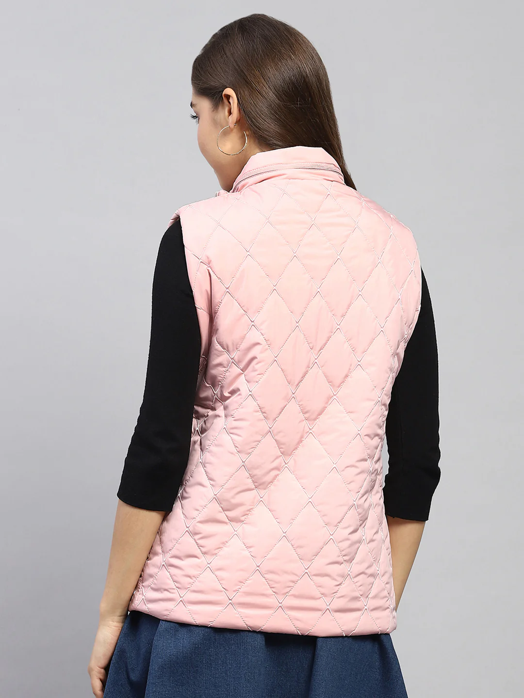 Women Pink Embroidered Mock Neck Sleeveless Jacket - Image 5