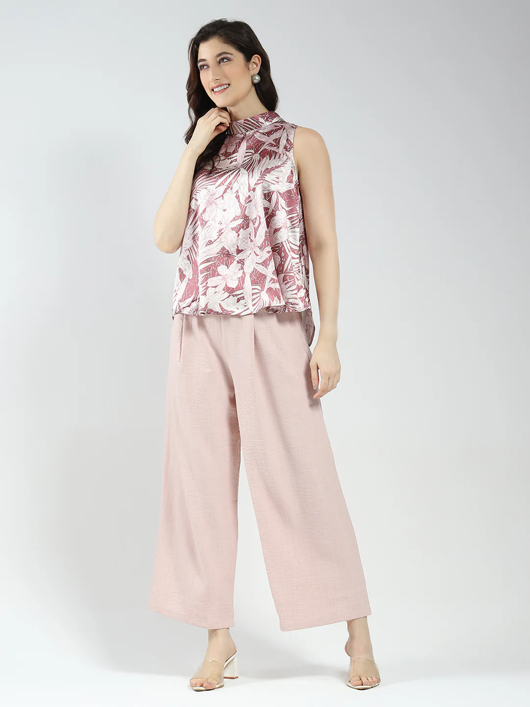 Women Pink Printed Band Neck Sleeveless Cords Set - Image 4
