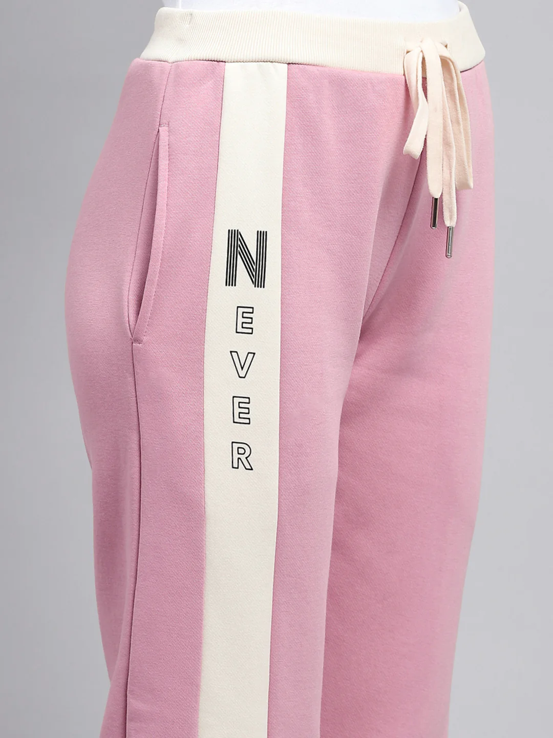 Women Pink Printed Hooded Full Sleeve Tracksuit - Image 9