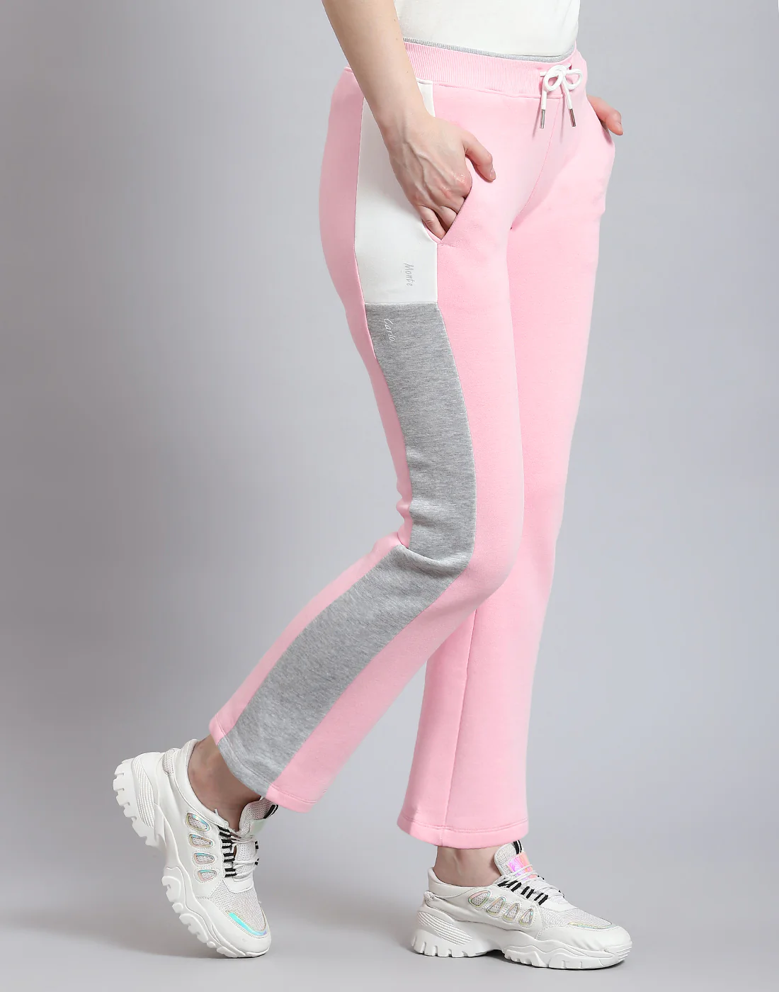 Women Pink Printed Regular Fit Winter Lower - Image 4