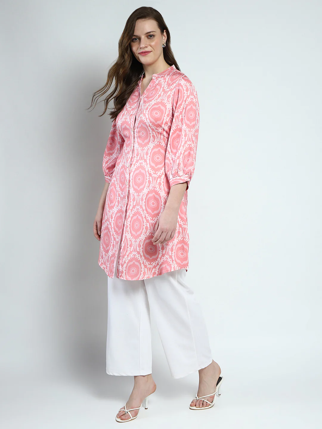 Women Pink Printed Round Neck 3/4th Sleeve Kurti - Image 3