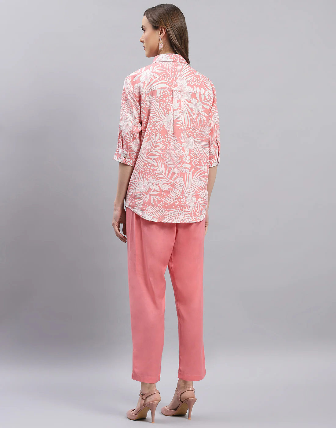 Women Pink Printed Spread Collar Half Sleeve Cords Set - Image 6