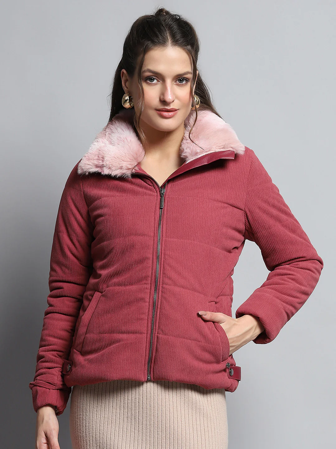 Women Pink Solid Collar Full Sleeve Jacket