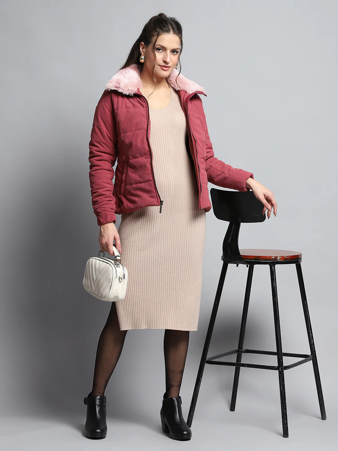 Women Pink Solid Collar Full Sleeve Jacket - Image 2