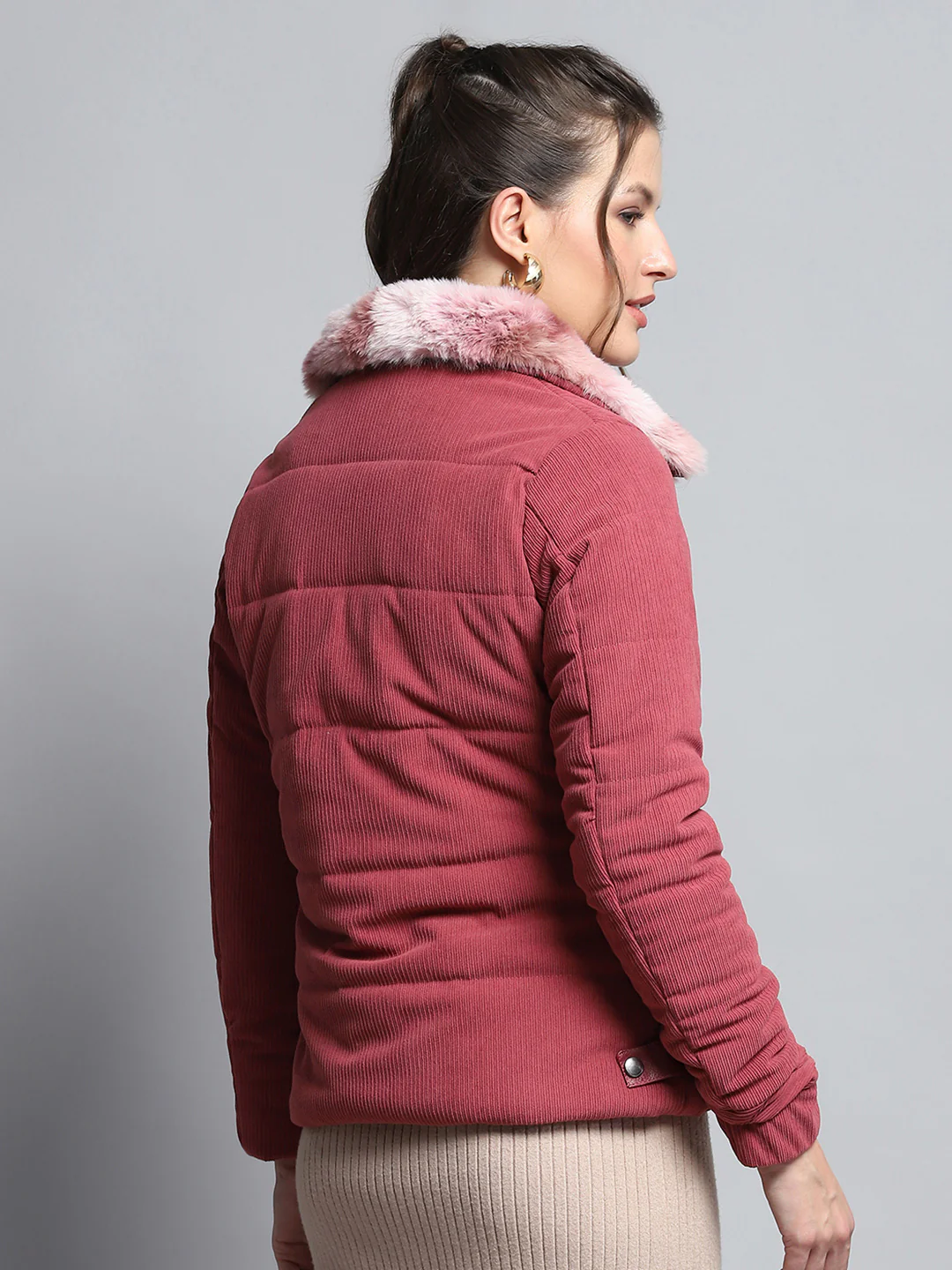 Women Pink Solid Collar Full Sleeve Jacket - Image 5