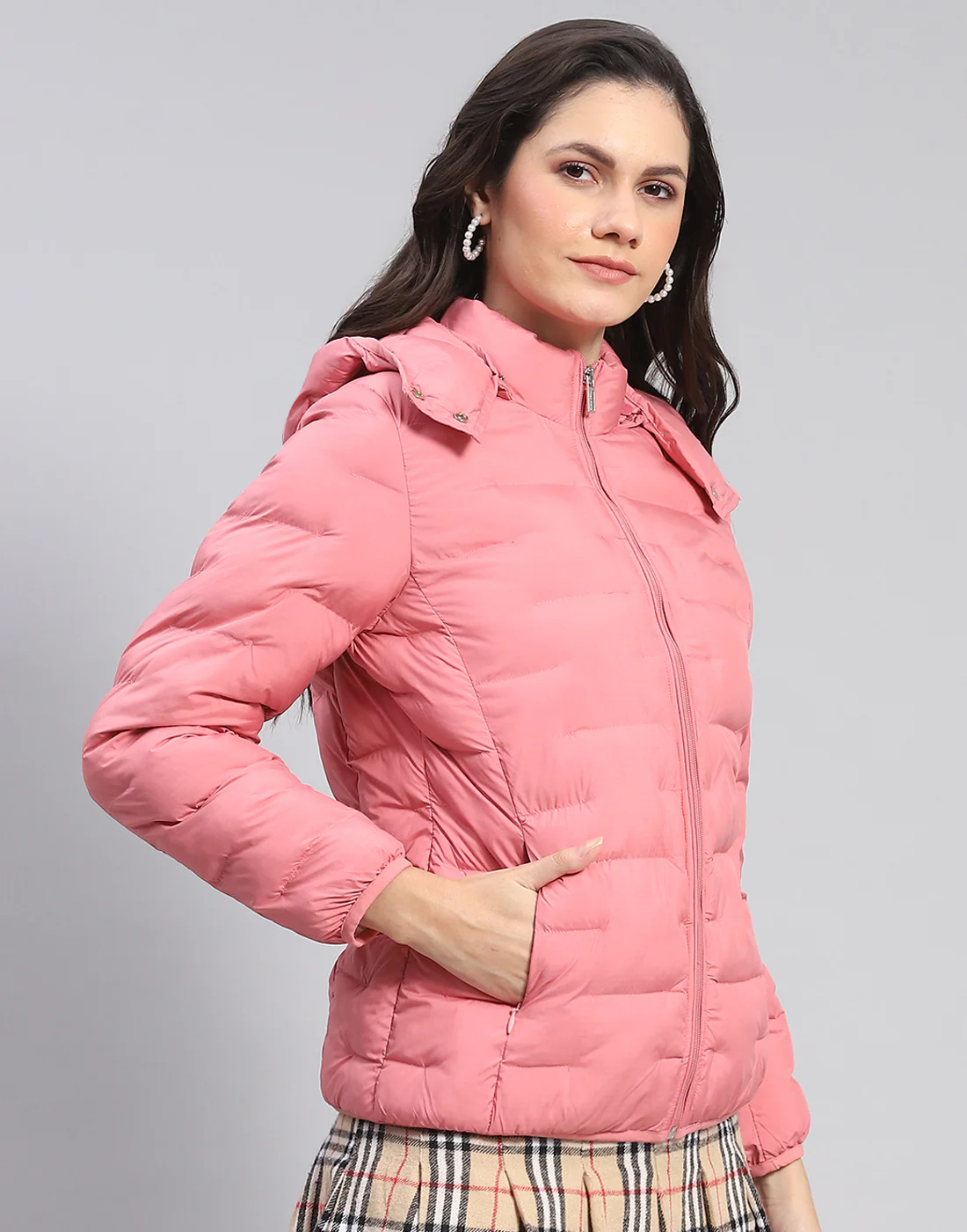 Women Pink Solid Hooded Full Sleeve Jacket - Image 4