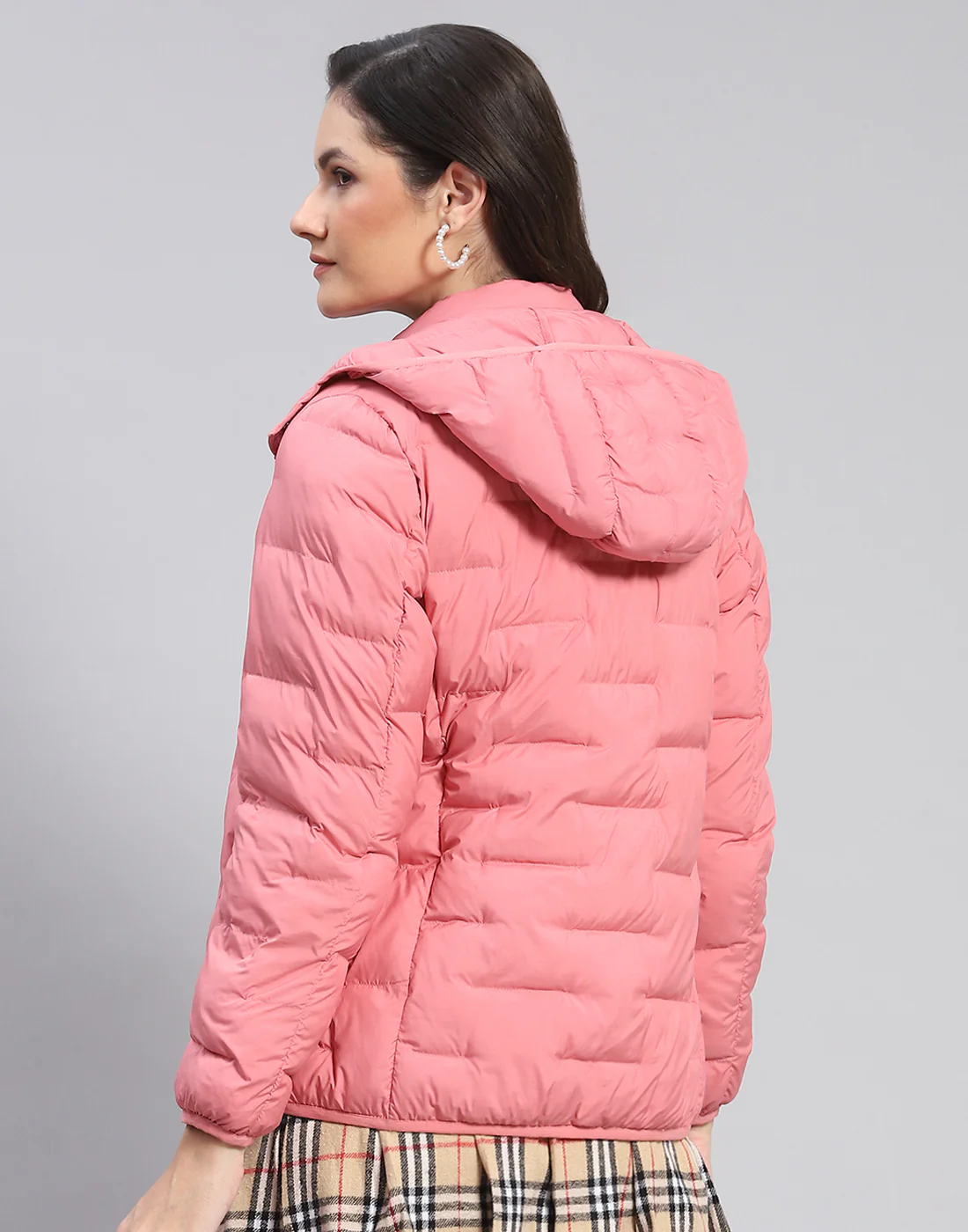 Women Pink Solid Hooded Full Sleeve Jacket - Image 5