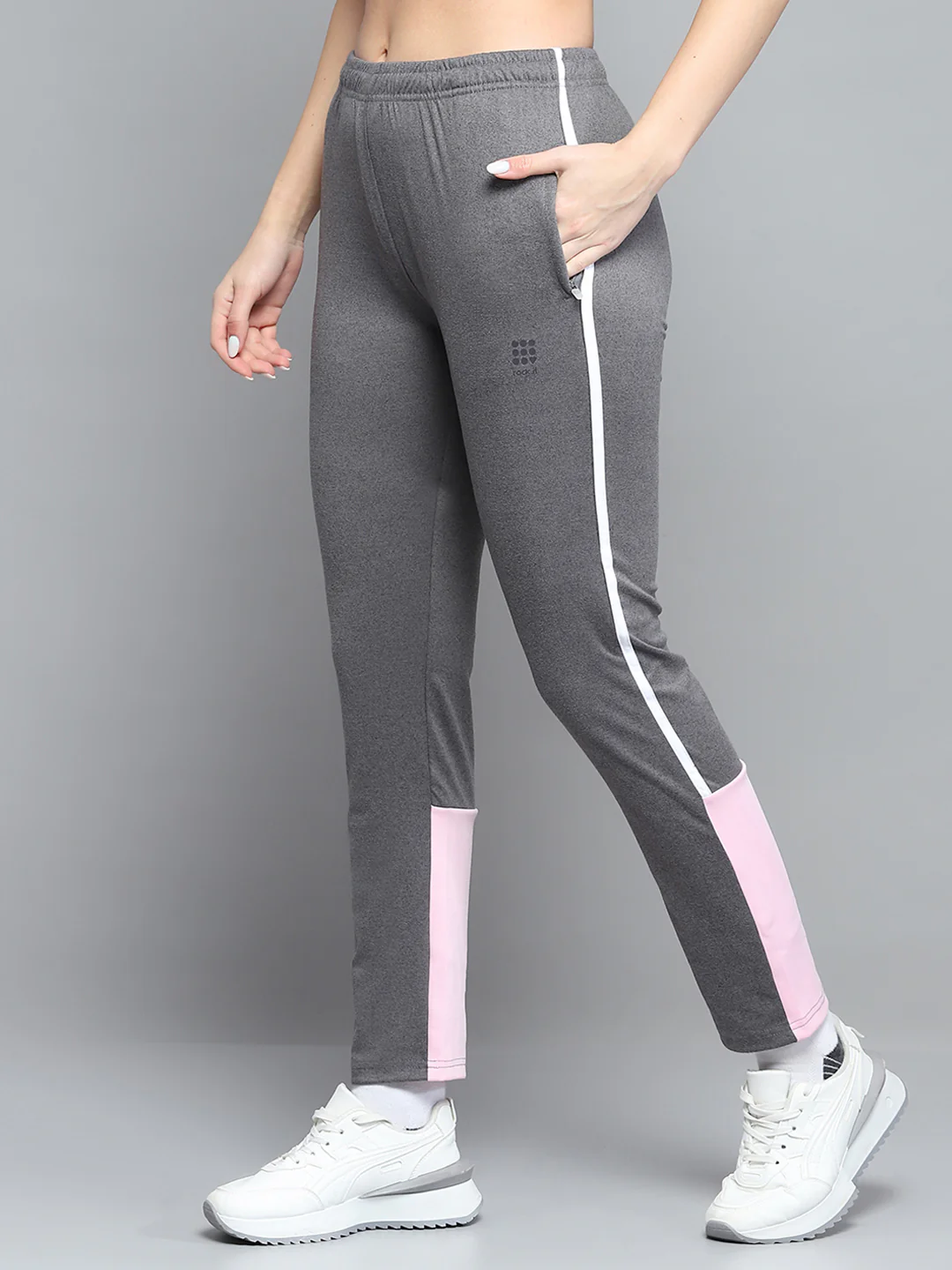 Rock.it Women Pink Solid Hooded Full Sleeve Tracksuit - Image 7