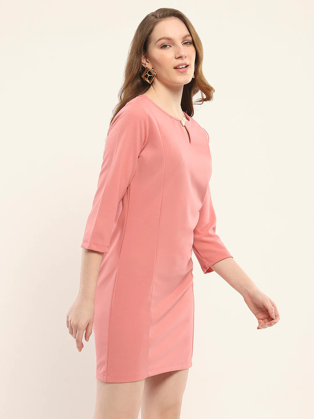 Women Pink Solid Round Neck 3/4th Sleeve Tunic - Image 4