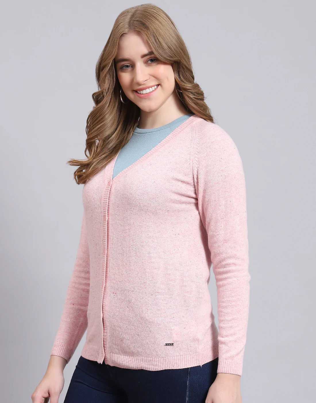 Women Pink Solid V Neck Full Sleeve Cardigan - Image 3