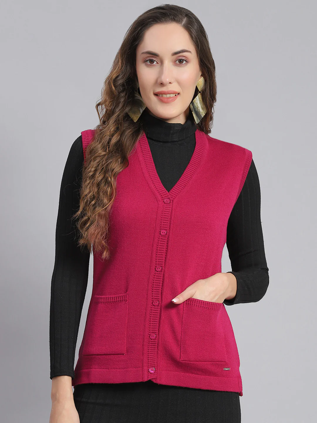 Women Pink Solid V Neck Sleeveless Cardigans - Image 2