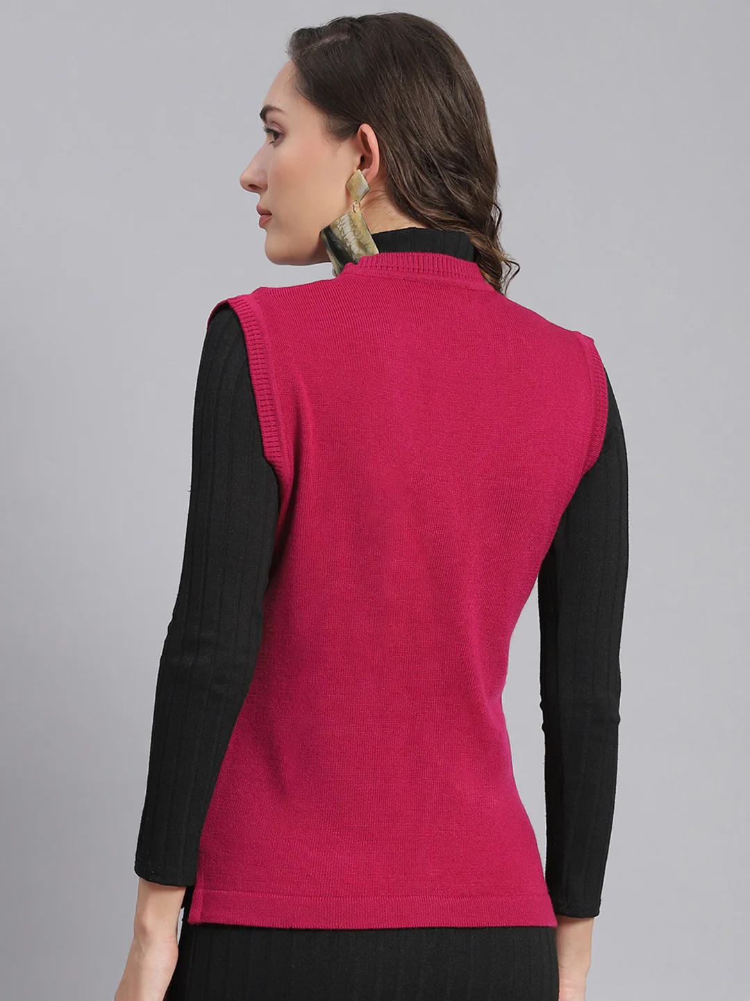 Women Pink Solid V Neck Sleeveless Cardigans - Image 5