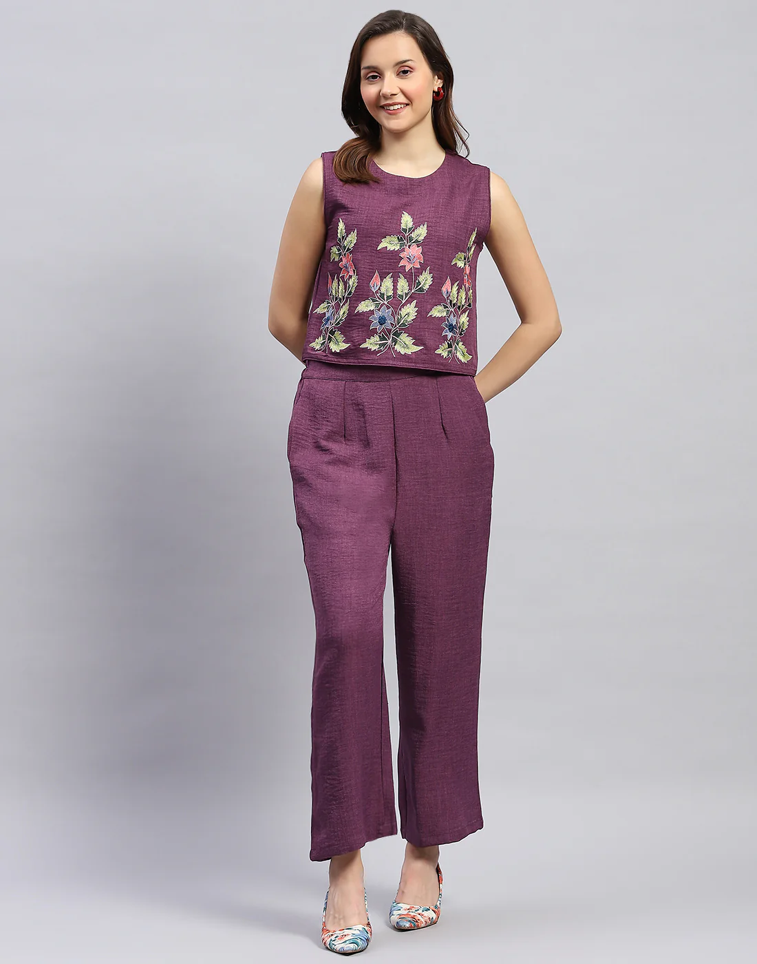 Women Purple Floral Print Collar Neck Sleeveless Cords Set - Image 3