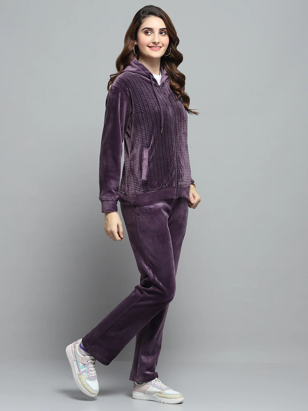 Women Purple Printed Hooded Full Sleeve Cords Set - Image 4