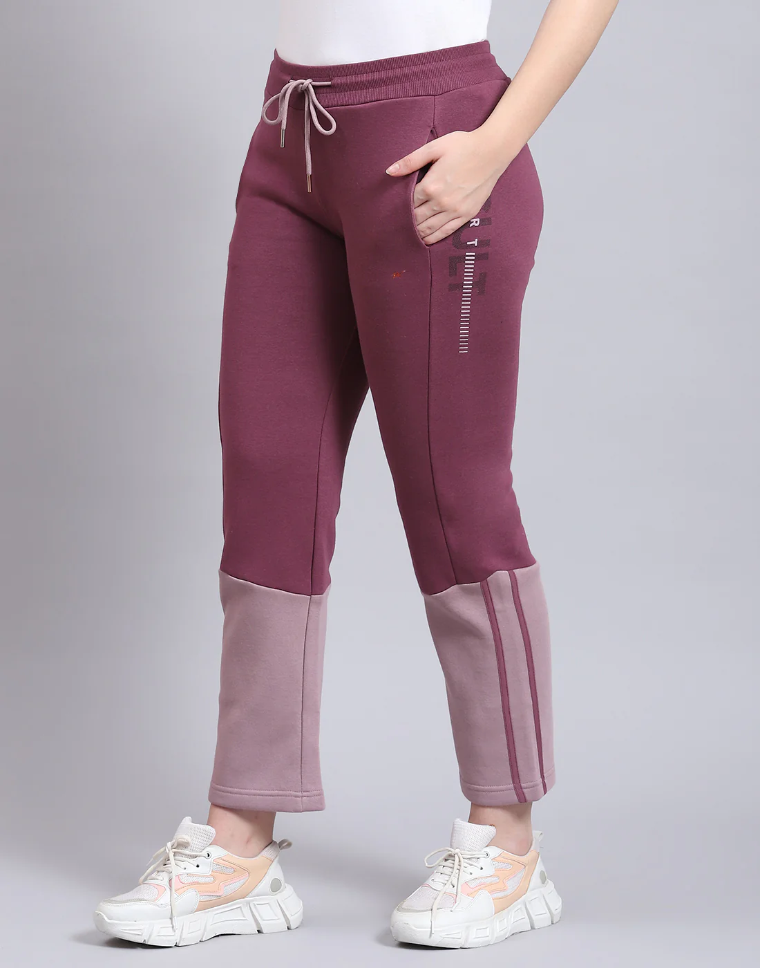 Women Purple Printed Regular Fit Winter Lower - Image 3