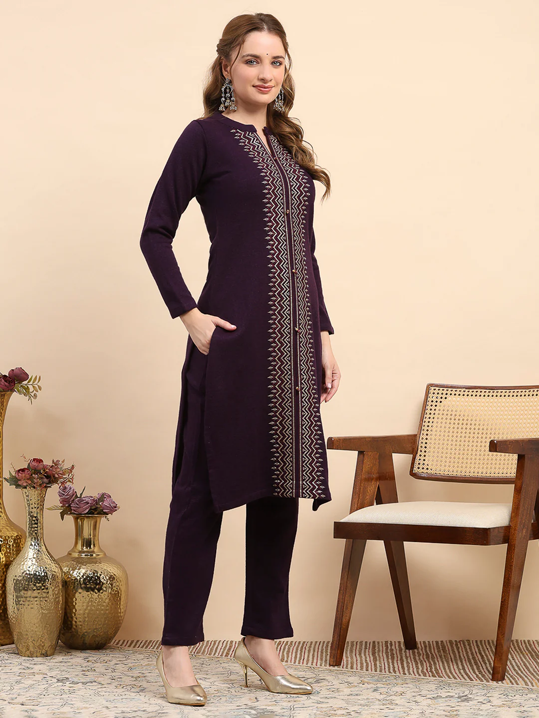 Women Purple Printed Round Neck Full Sleeve Kurti Set for Winter - Image 4
