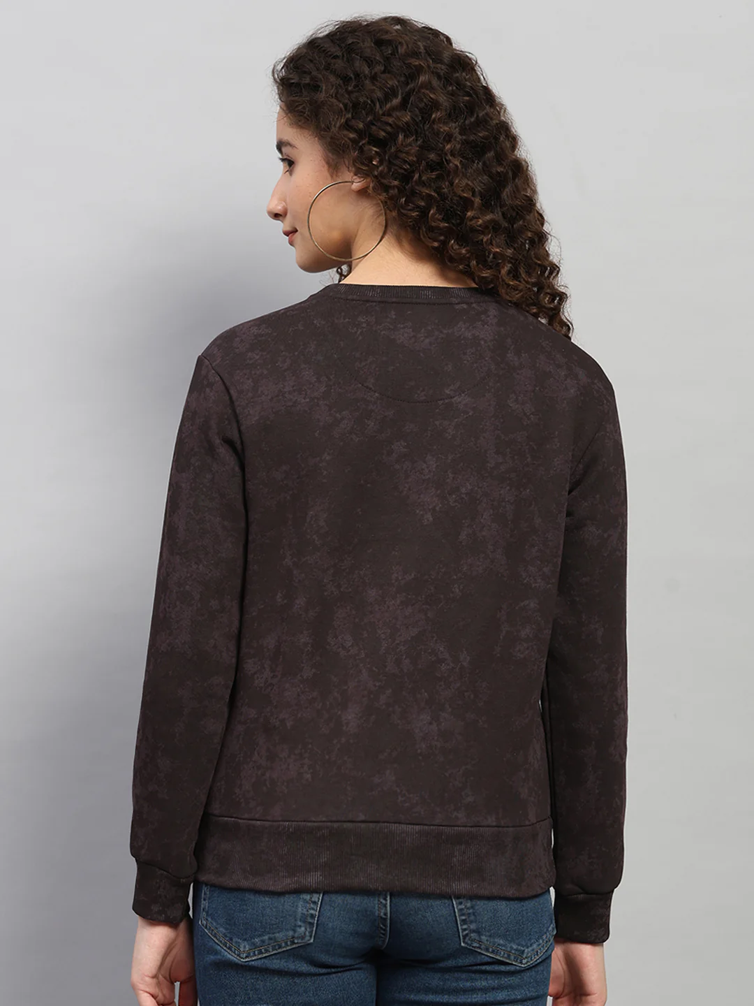 Women Purple Printed Round Neck Full Sleeve Sweatshirt - Image 5
