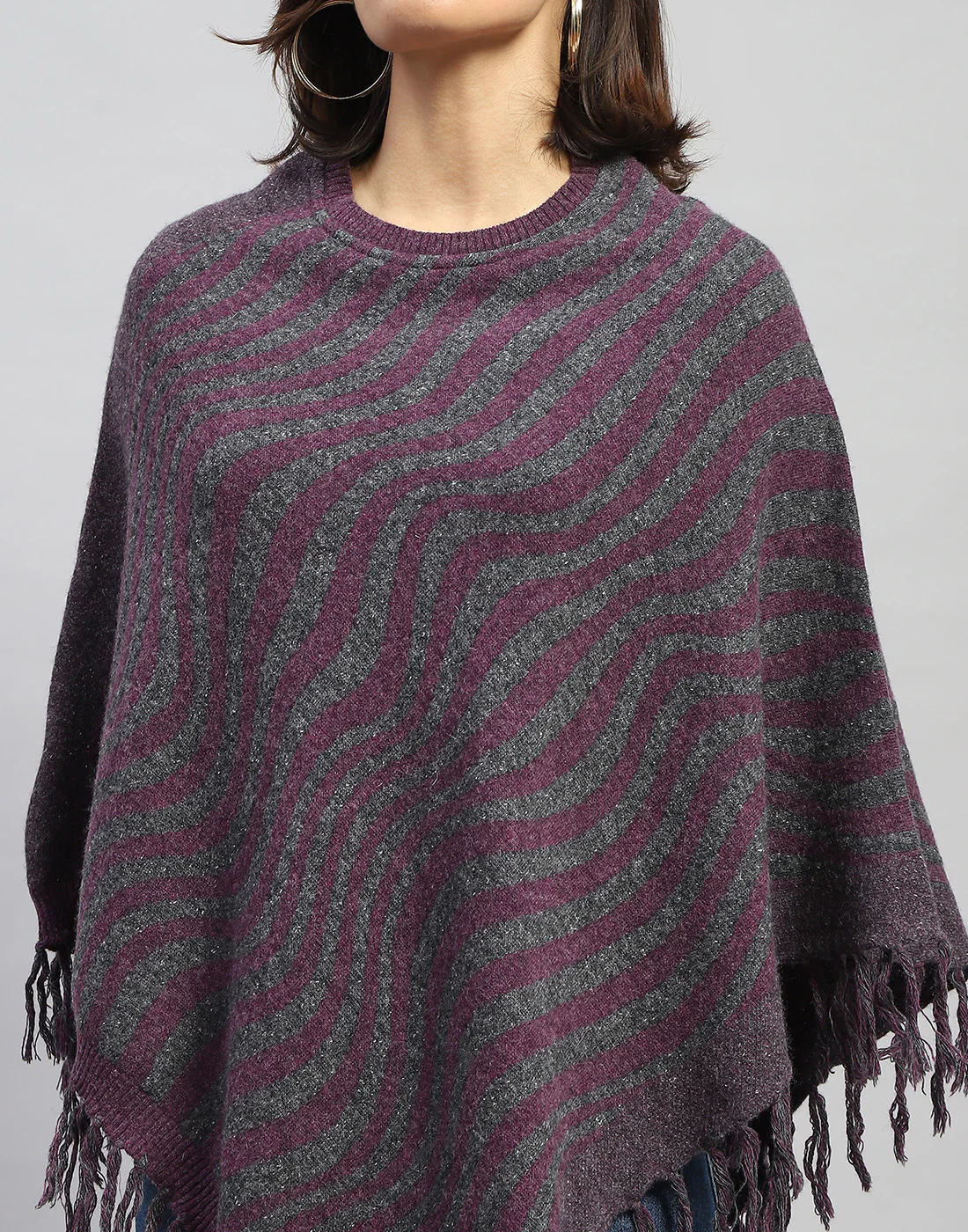 Women Purple Self Design Round Neck  Poncho - Image 6
