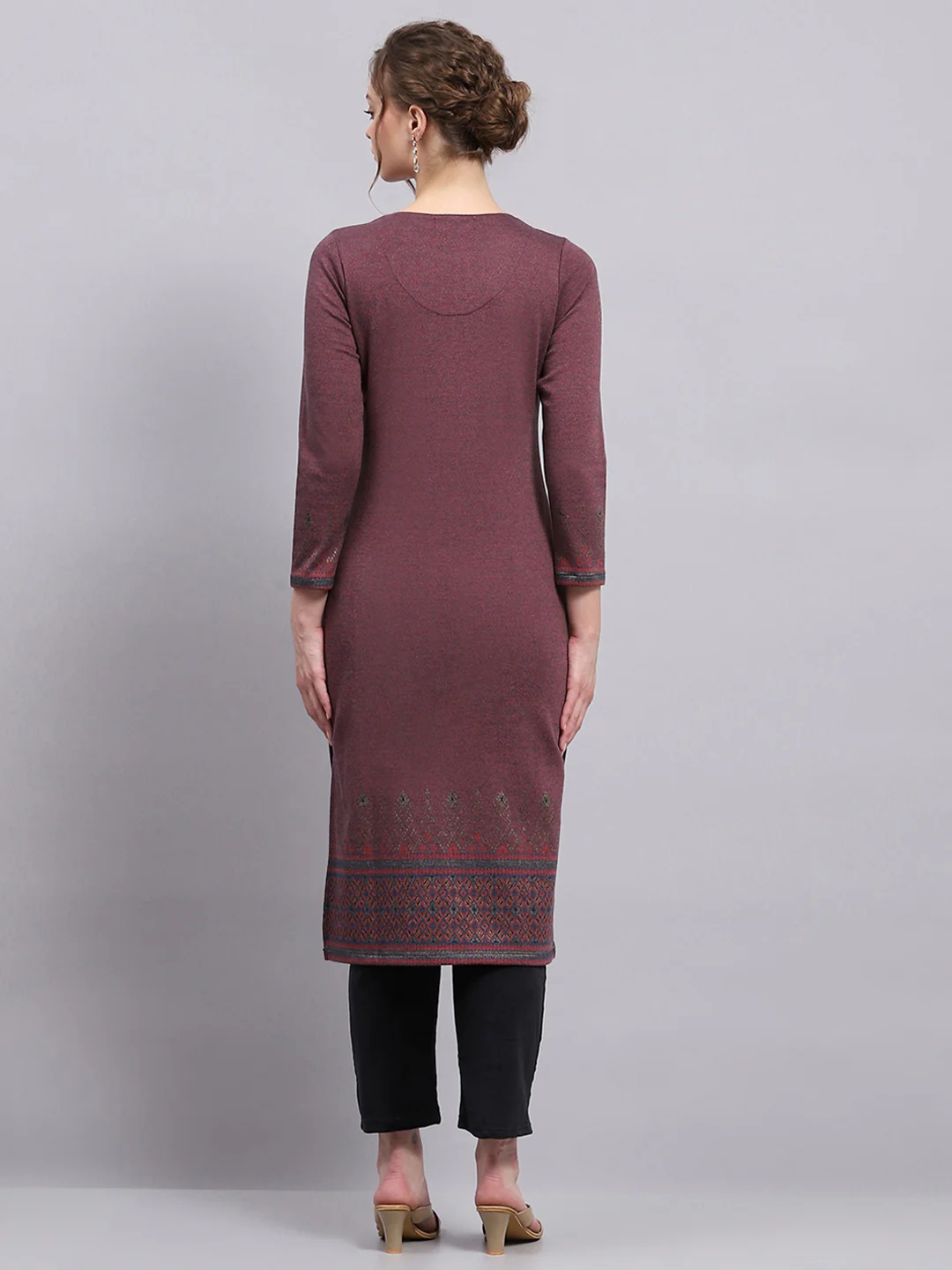 Women Purple Self Design Round Neck 3/4th Sleeve Winter Kurti - Image 5