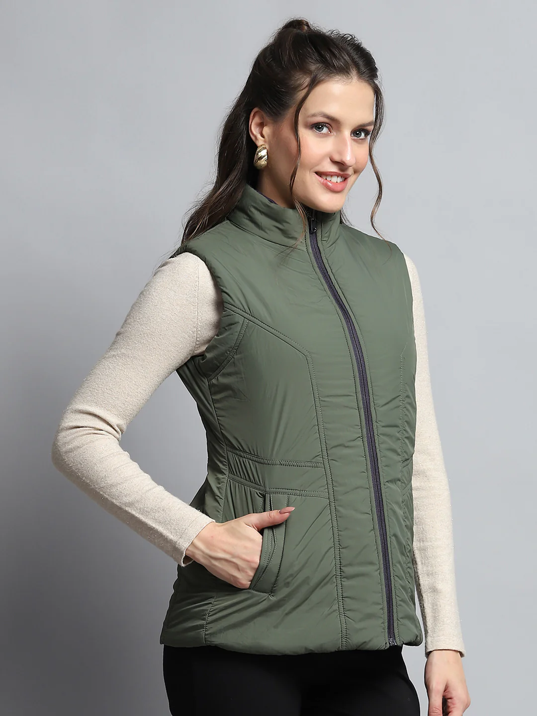 Women Purple Solid Mock Neck Sleeveless Reversible Jacket - Image 7