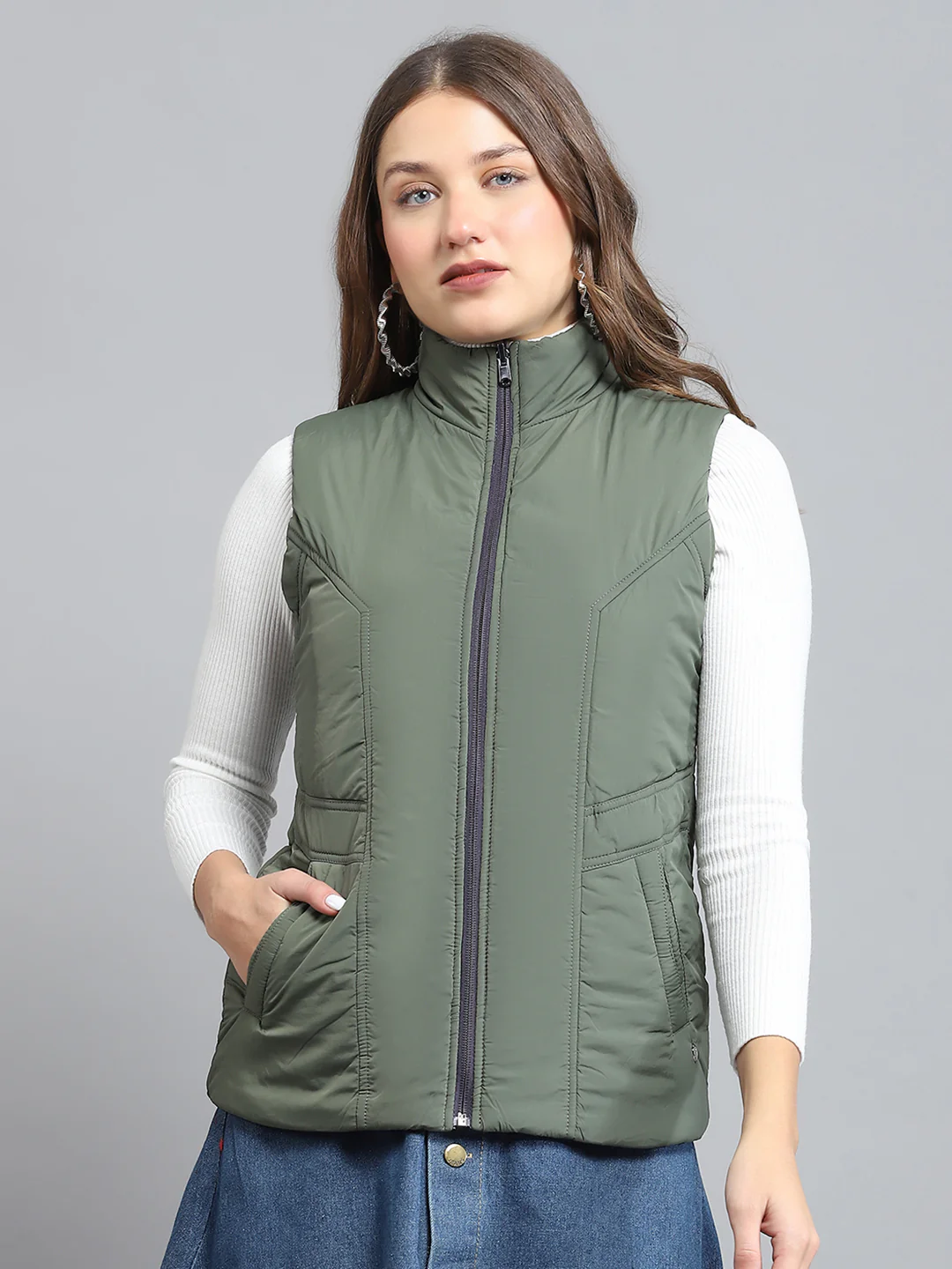 Women Purple Solid Mock Neck Sleeveless Reversible Jacket - Image 6