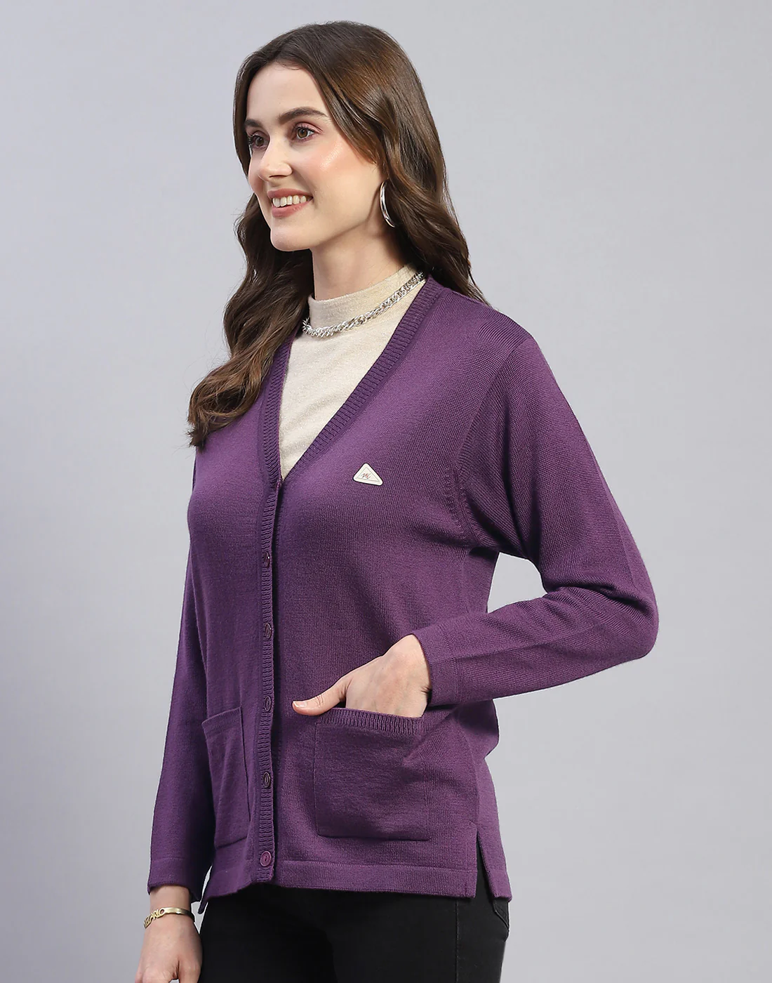 Women Purple Solid V Neck Full Sleeve Cardigan - Image 3